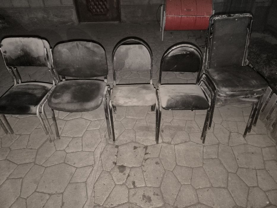 Стулья б/у почти даром