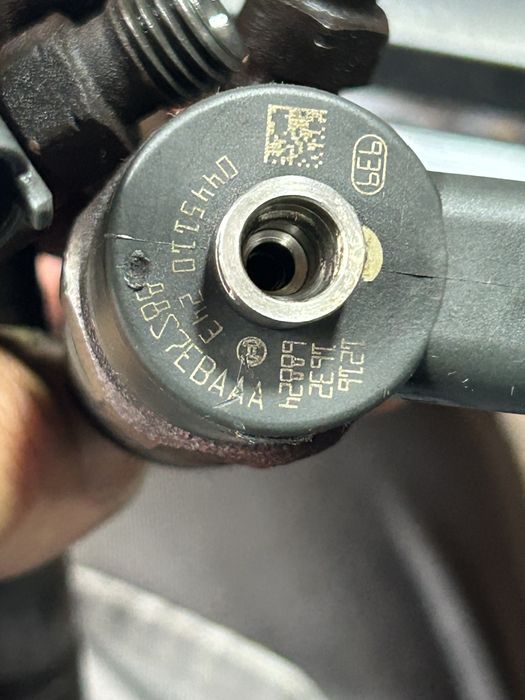 Injector opel signum, vectra c , zafira motor 1.9 cdti 150 cp