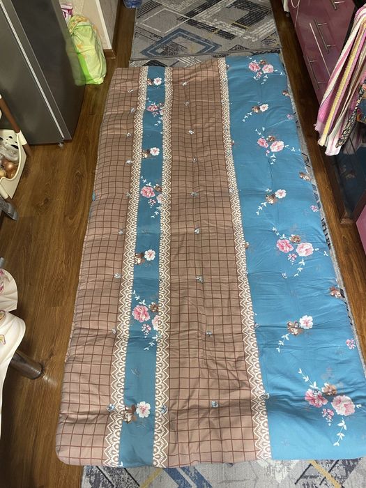 Матрасы чистые имеется 2шт