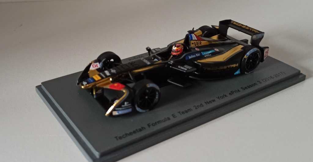 Macheta Techeetah (JE Verne) Formula E Gen 1 2016-2017 - Spark 1/43