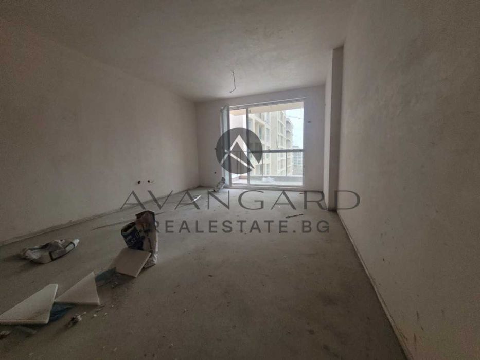 Продава се Тристаен апартамент в Пловдив, Кючук Париж - 101 кв.м за 1060 €/кв.м - Снимка #2