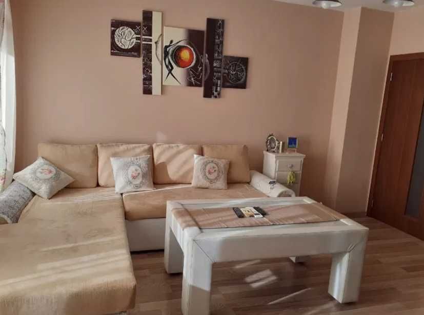 Продава се Тристаен апартамент в Пловдив, Остромила - 127 кв.м за 1221 €/кв.м - Снимка #3