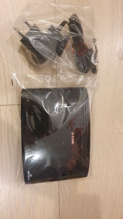 D-Link DES-1008D Switch 8 porturi Curier OLX