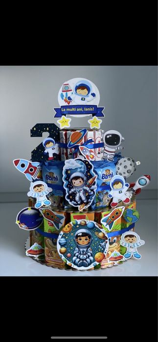 Tort din dulciuri  ambalate