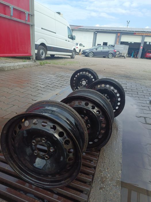 Jante Ford focus mk3.ford focus MK2.preț.300.Lei+2 anvelope vară.235/6