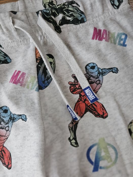 Pantaloni H&M super eroi