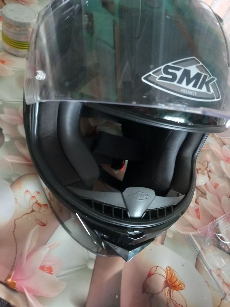 Vand casca moto SMK