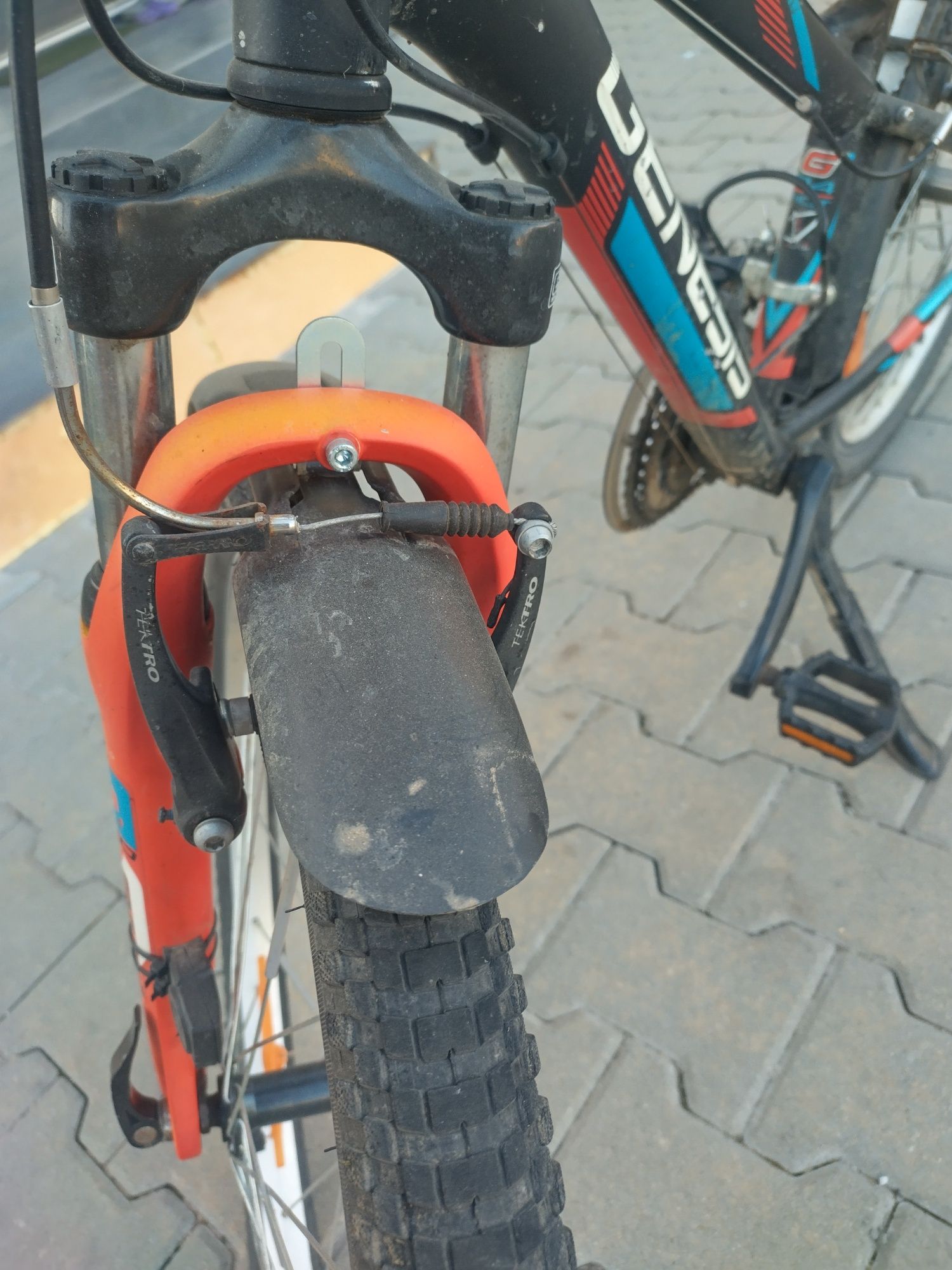 Bicicleta 24" aluminiu
