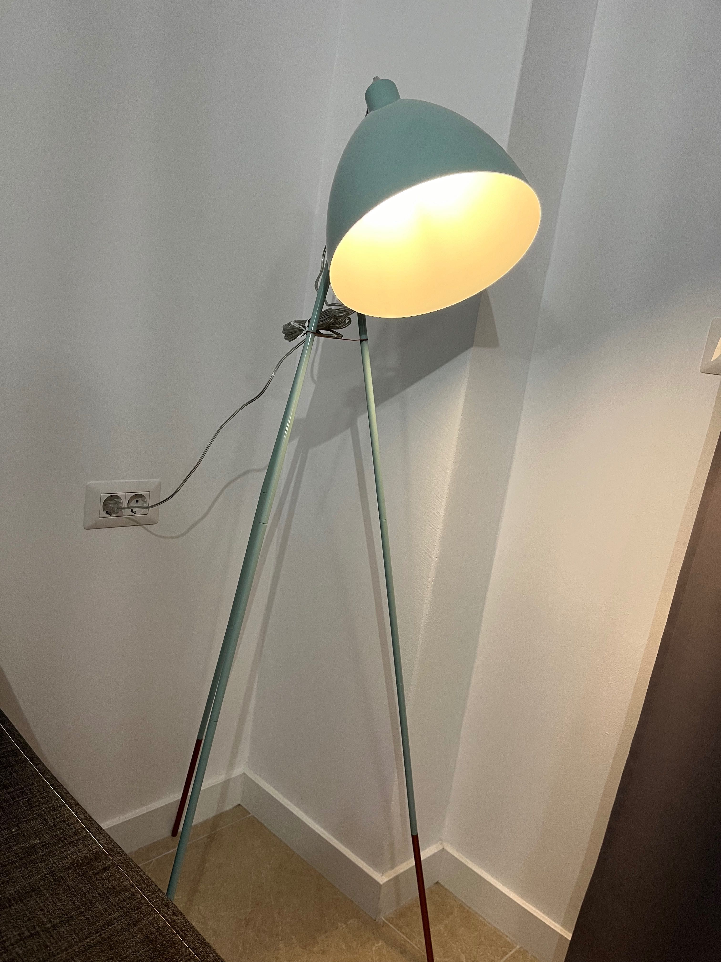 Vând lampadar + lustră verde pin