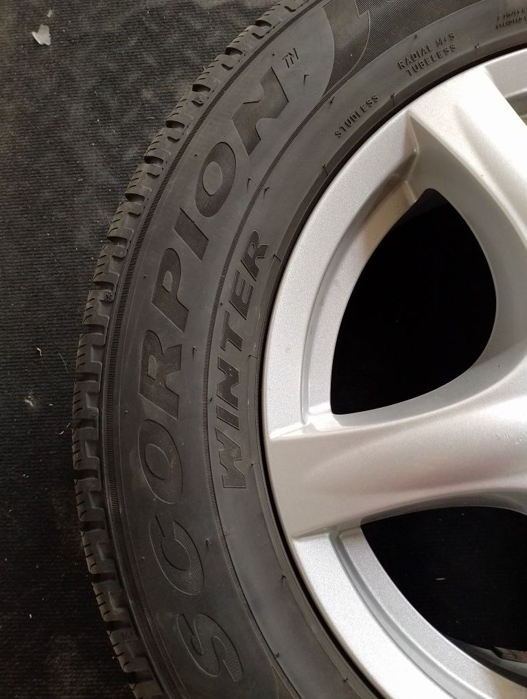 Автомобилни Гуми PireLLi 16"