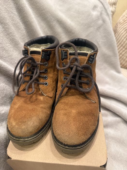 Обувки за момче от естествен велур Zara