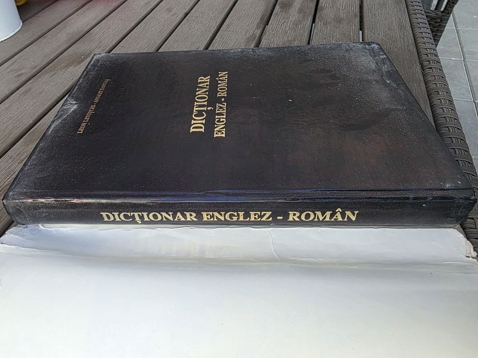 Dicționar englez - roman, 70.000 cuvinte (Leon Levițchi, Teora)