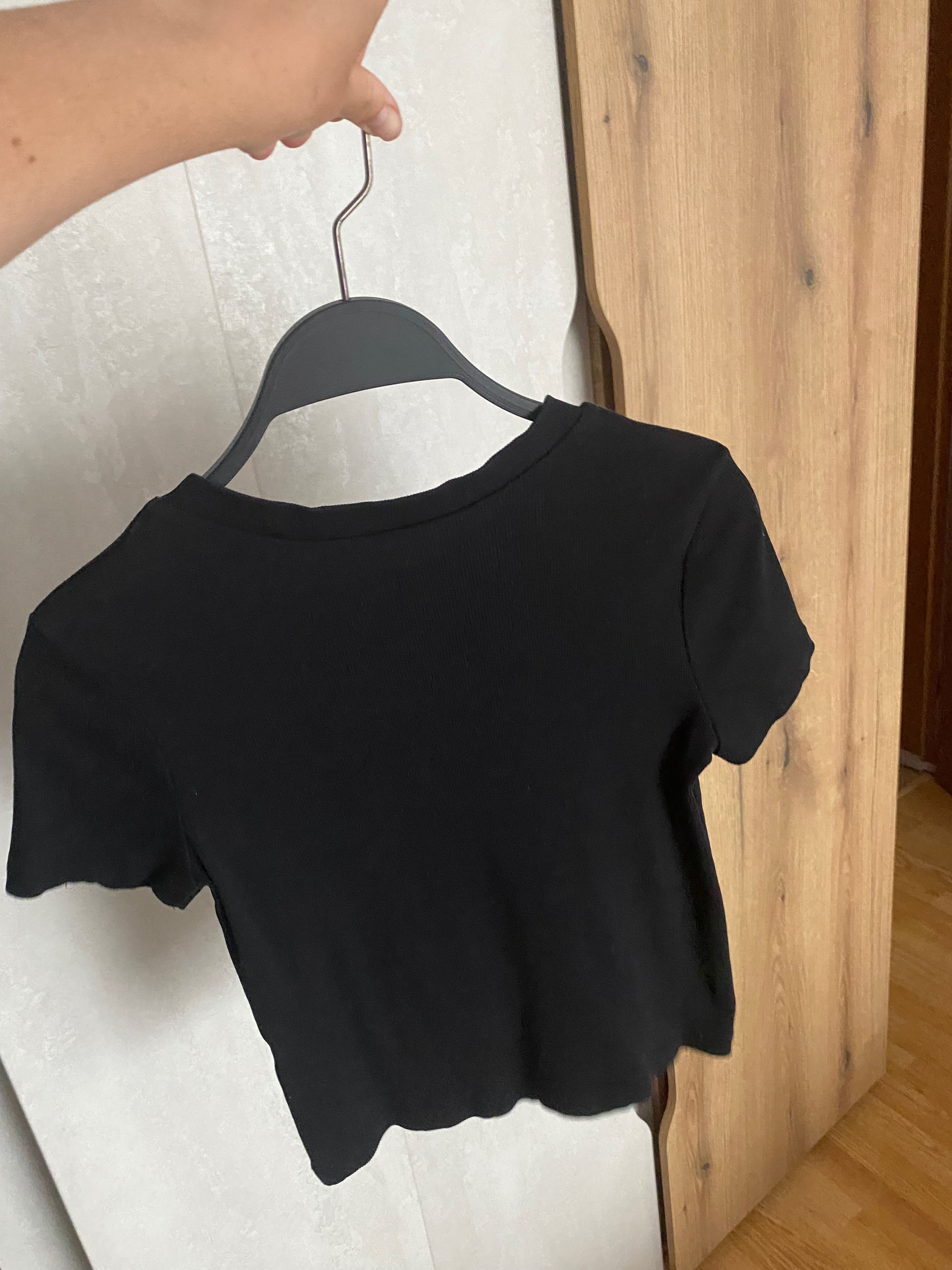 Черен топ Zara с перли