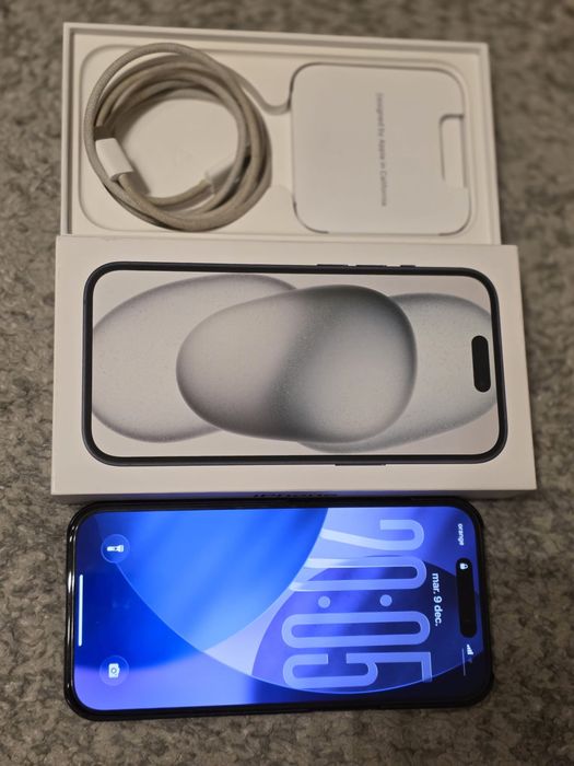 Iphone 15 deblocat in garantie 128 GB