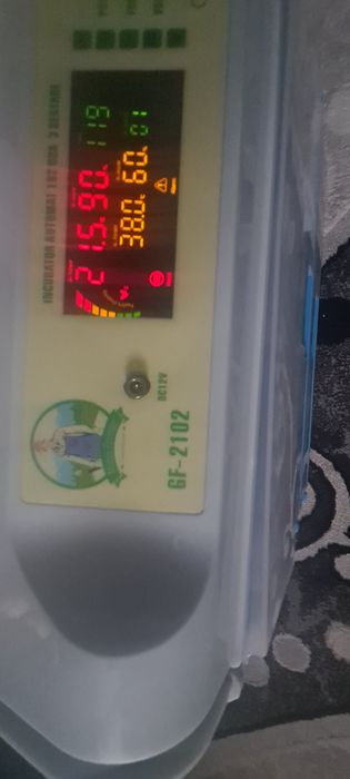 Incubator oua GF 2102