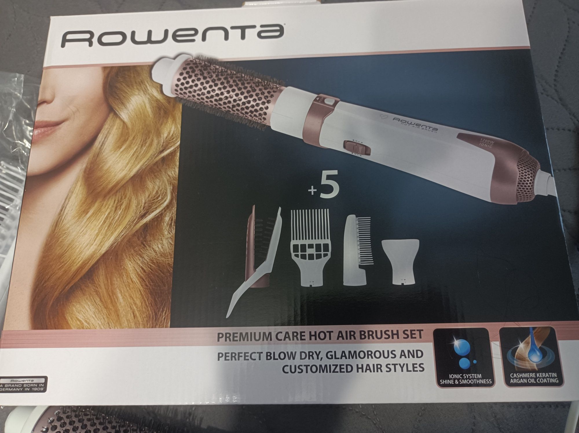 Четка с горещ въздух Rowenta Premium Care Hot Air Brush CF7830F0