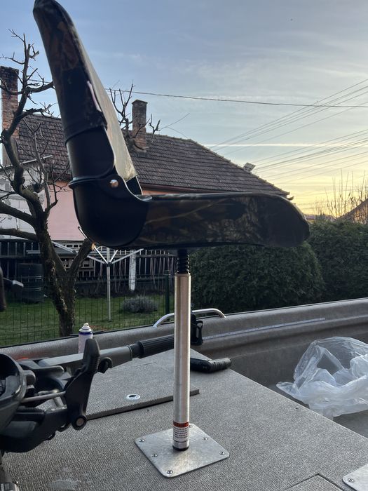 Barca K MAXXI Spinning Bass Boat