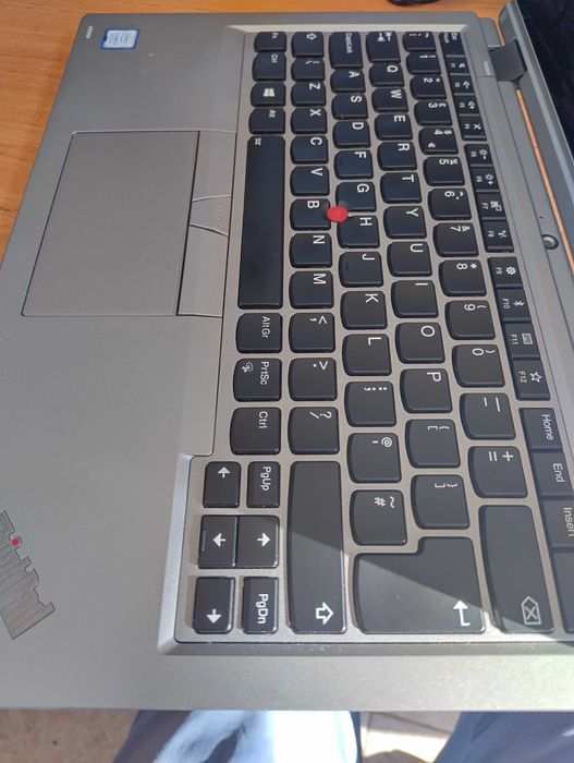 Lenovo Yoga L390 i5 8250U 16GB DDR4 256GB nVme