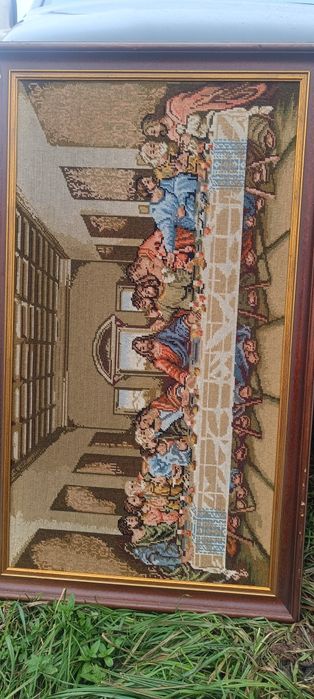 O piesă cusută manual Un vechi și frumos Goblen dimensiuni Mari