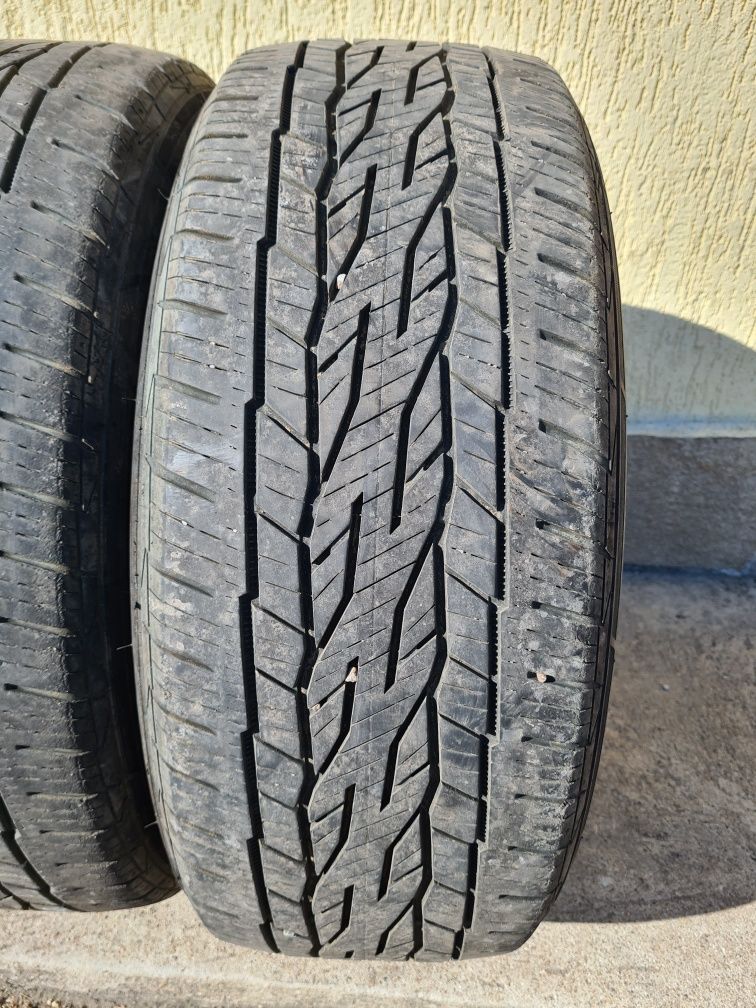 4 бр. всесезонни гуми 225/55/18 Continental 2x5,5 mm 2x4,5 mm DOT 1017