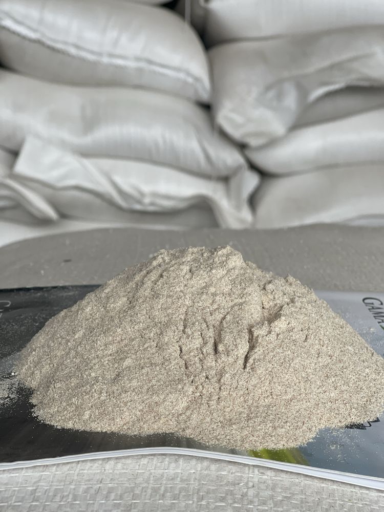 Faina neagra 35 kg/50 lei