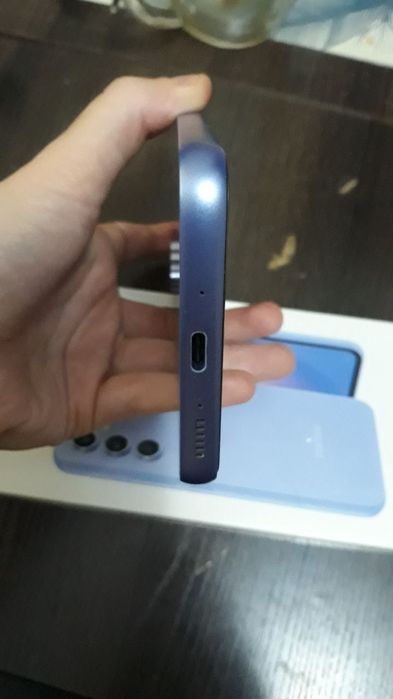 Samsung a54, в хорошем состоянии сиреневый