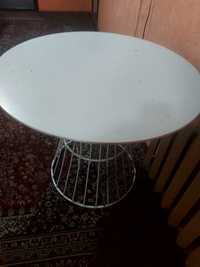 Железный круглый стол белый