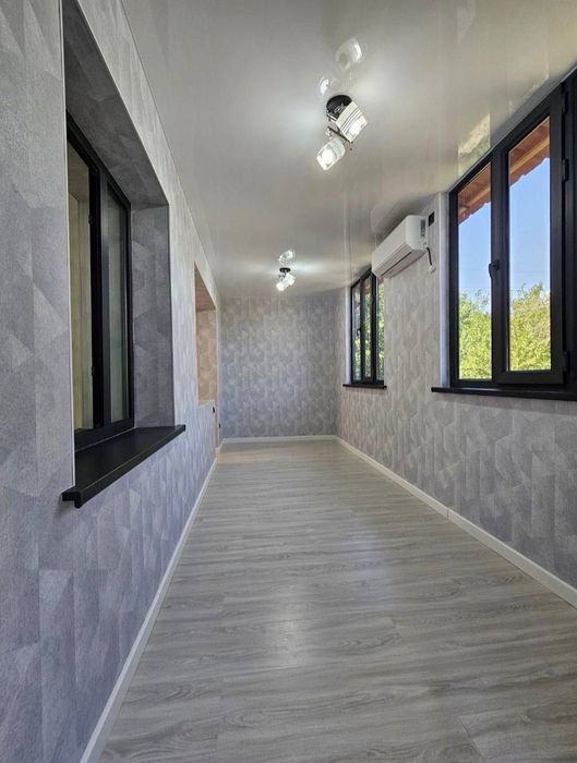 Ц6 ПЛОЩАДЬ-52m2  1в2/2/4 
Кирпич 77-Серия 
Комнаты-Раздельно кирпич