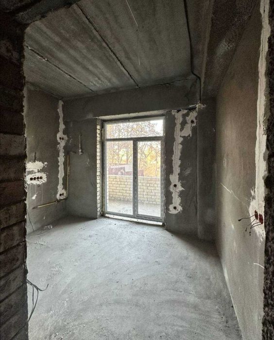 4-х комнатная в ЖК «Poytaxt» коробка -проведена электрика   ID: 4277