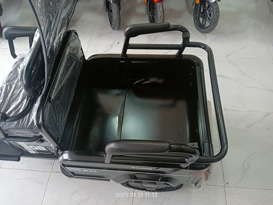 Скутер / тритцикл/ уч аёқ скутер/ Skuter/ tritsikl/ uch ayoq skuter