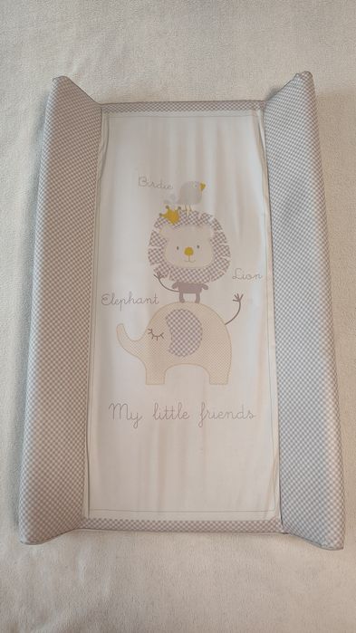 Продам доску пеленальную на комод