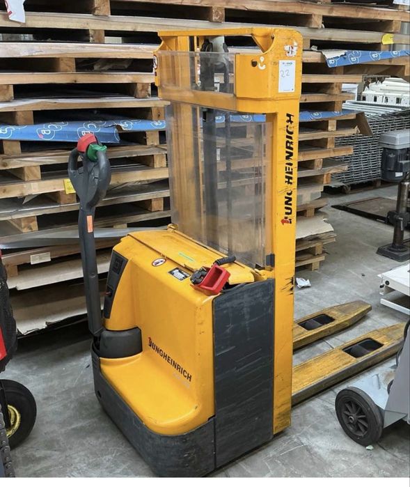 Transpalet Stil EXU 16, Transpalet Jungheinrich stacker cu catarg