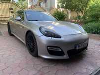 Porsche Panamera GTS 4.8 V8