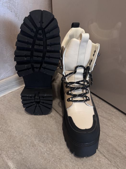 Дамски боти /тип кобинка/