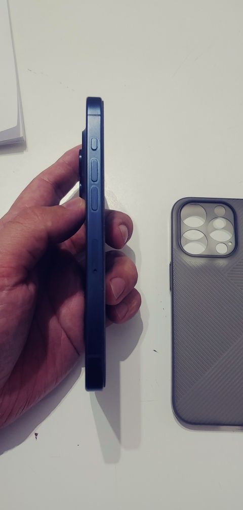 Iphone 15 Pro original 256