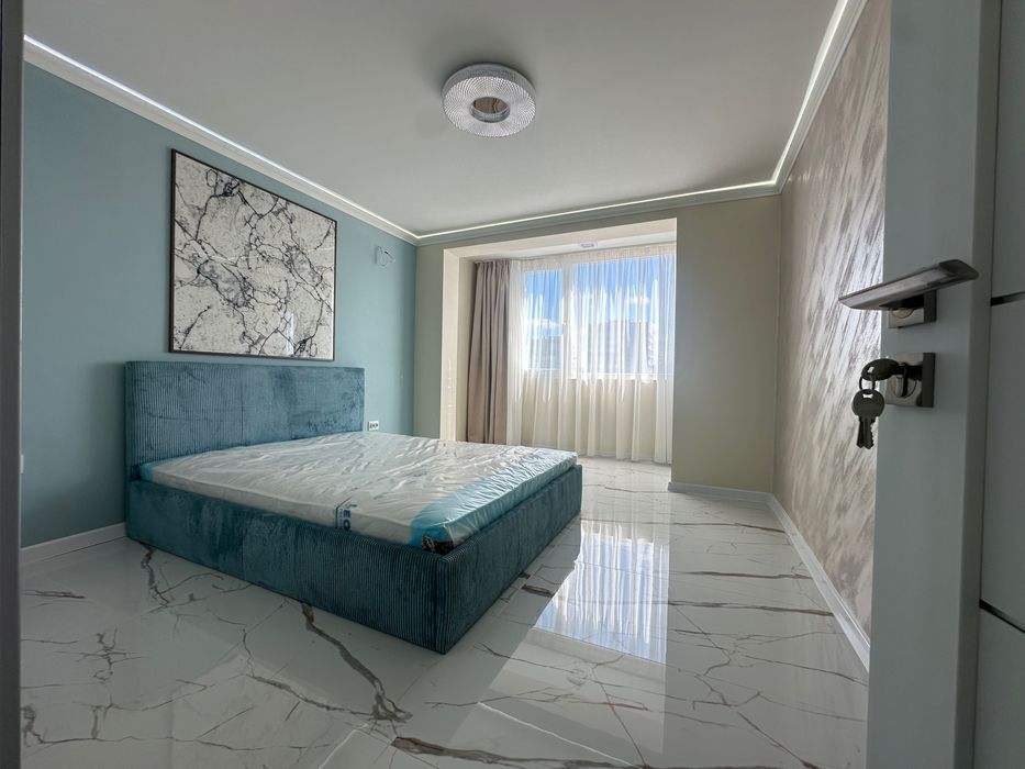 Продава се Тристаен апартамент в Добрич, Център - 70 кв.м за 795 €/кв.м - Снимка #3