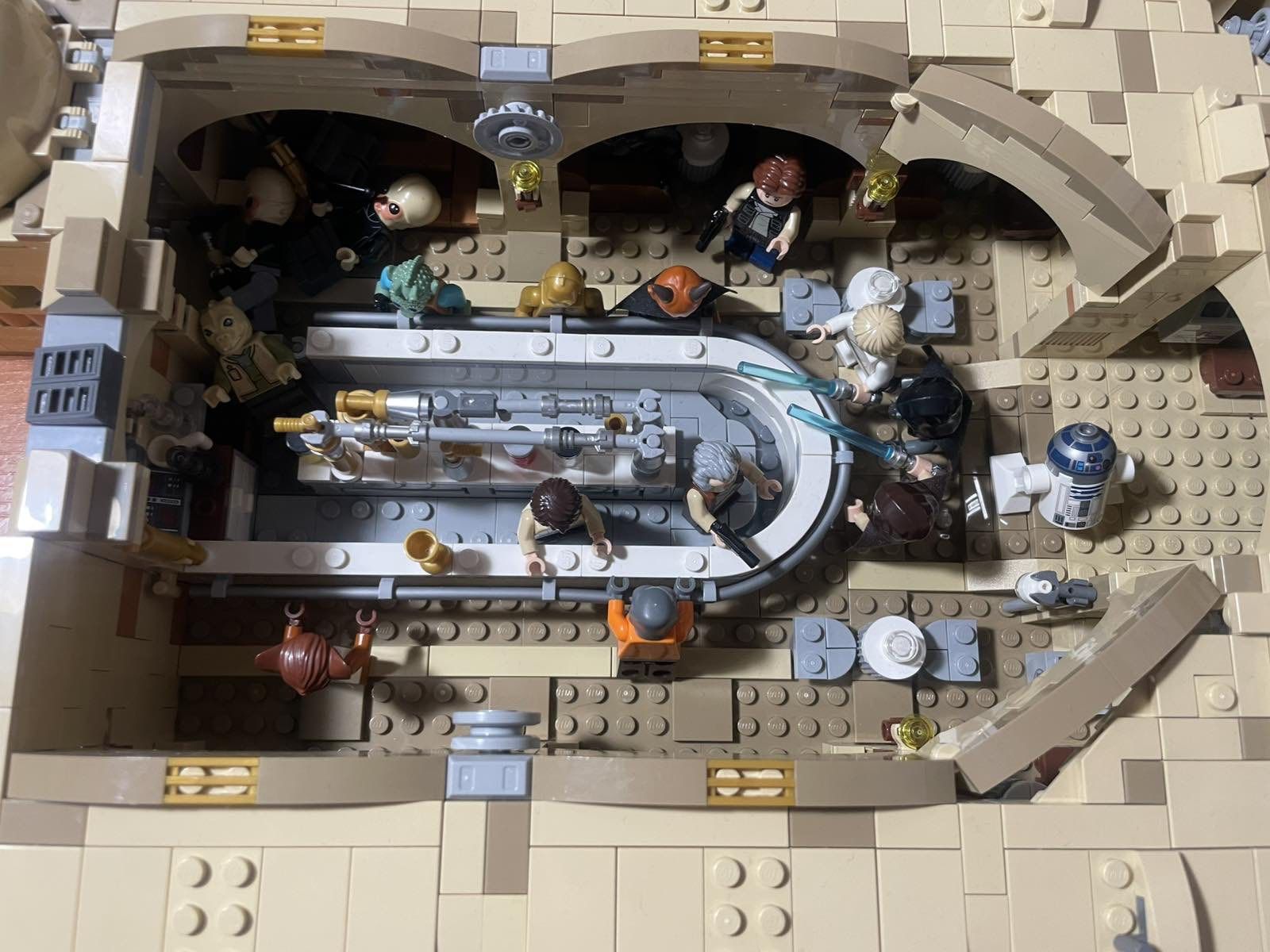 Лего Star wars set 75290 - Mos Eisley Cantina™