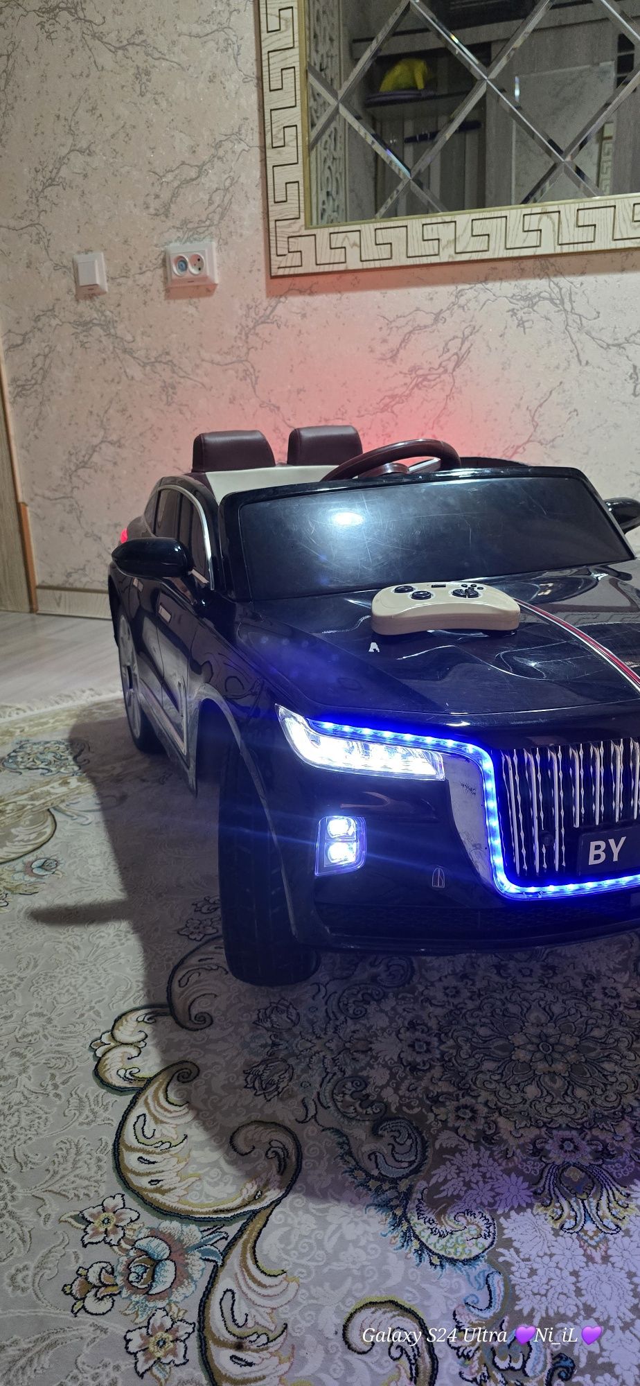 Электромобиль детская