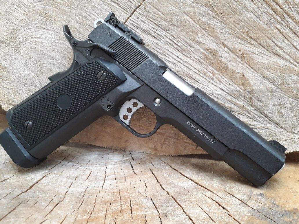 REDUS Colt1911 FullMetal Recul Upgradat 4.5j Co2+CUTIE pistol airsoft