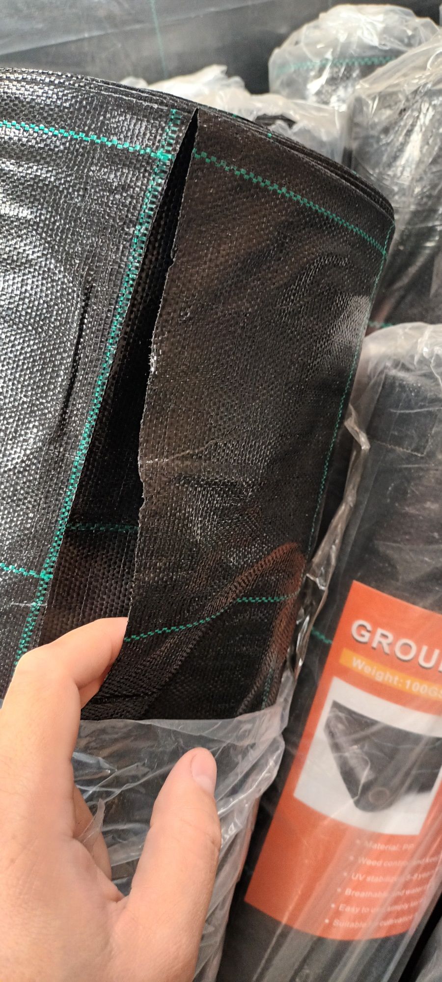 Folie AGROTEXTIL/Antiburuieni 100gr/m Tratat Uv!Diferite dimensiuni!