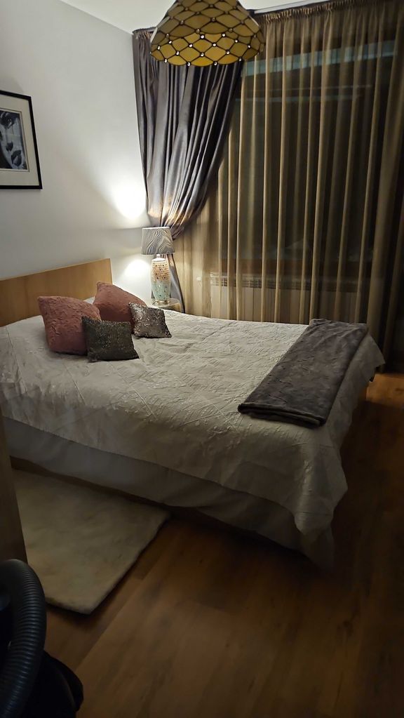 Продава се Двустаен апартамент в к.к. Пампорово - 70 кв.м за 714 €/кв.м - Снимка #1