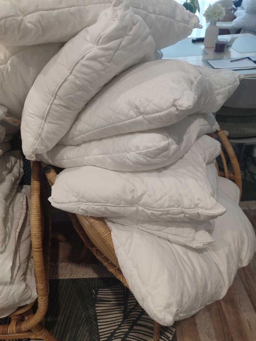 Възглавници 50/70 по 4 лв.и завивки 160/200 по 10 лв.