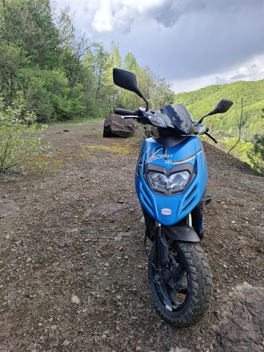 Piaggio typhoon din 2012 de 49cc cu acte