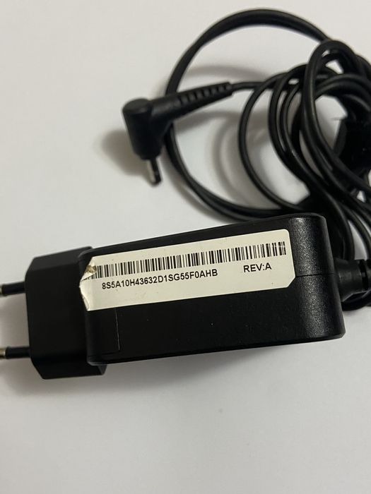 Incarcator laptop lenovo model adp-45dw c 20v 2,25A 45W mufa 4 x1,7 mm