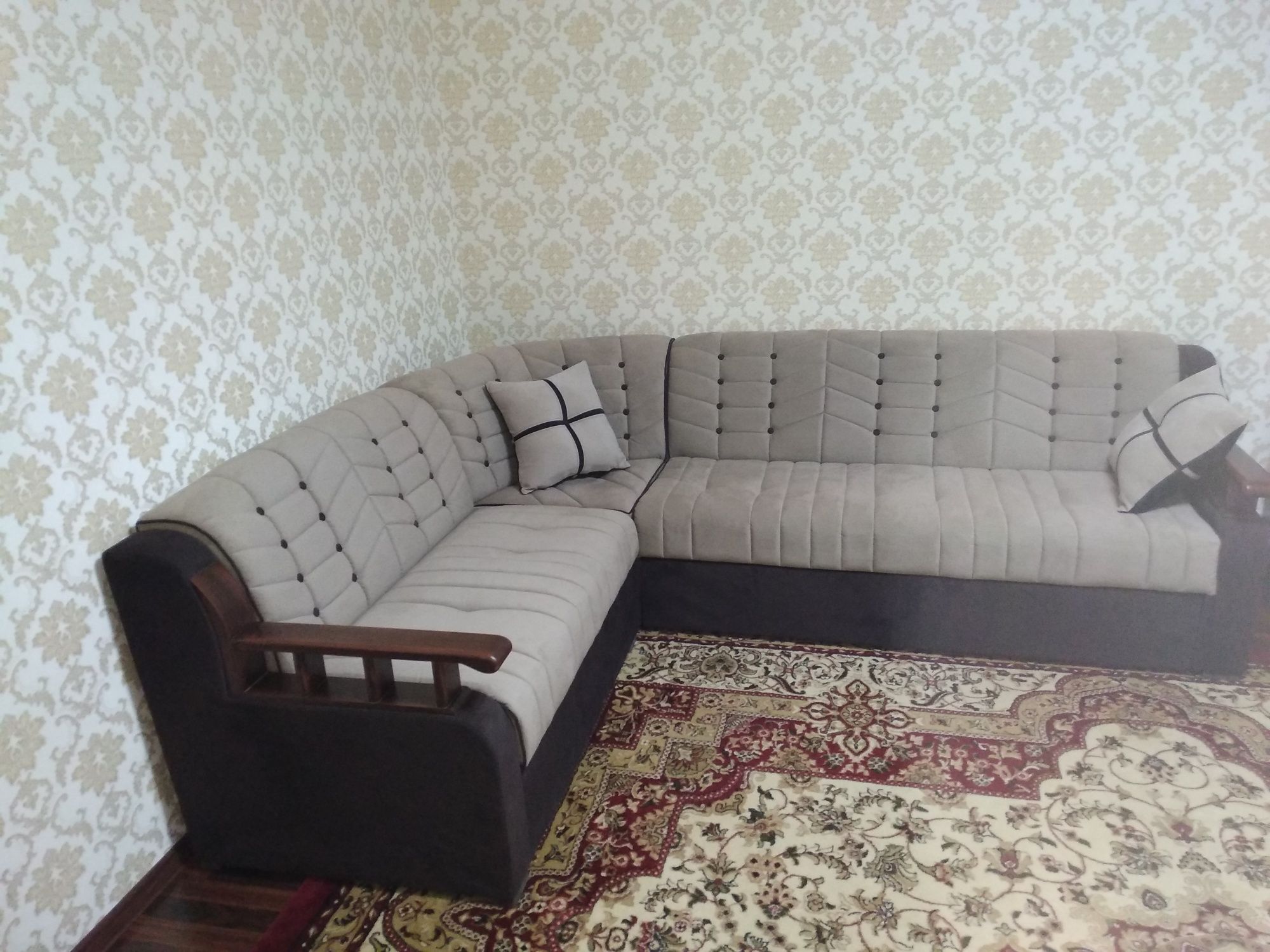Продам уголок для гостинной