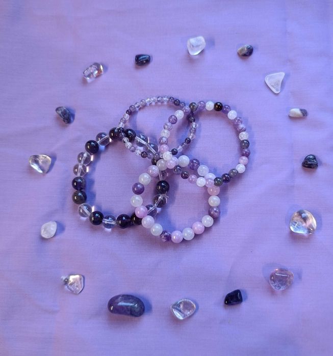 Гривна "Сила и Вдъхновение"  аметист и планински кристал