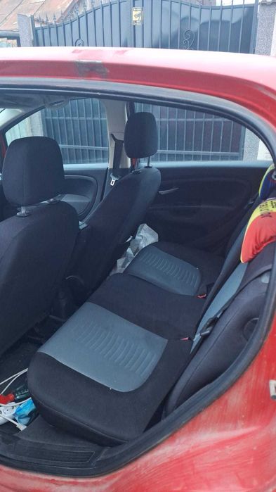 Fiat Grande Punto 2007, 1400cmc, 95 cp., cutie manuală 250 000km,