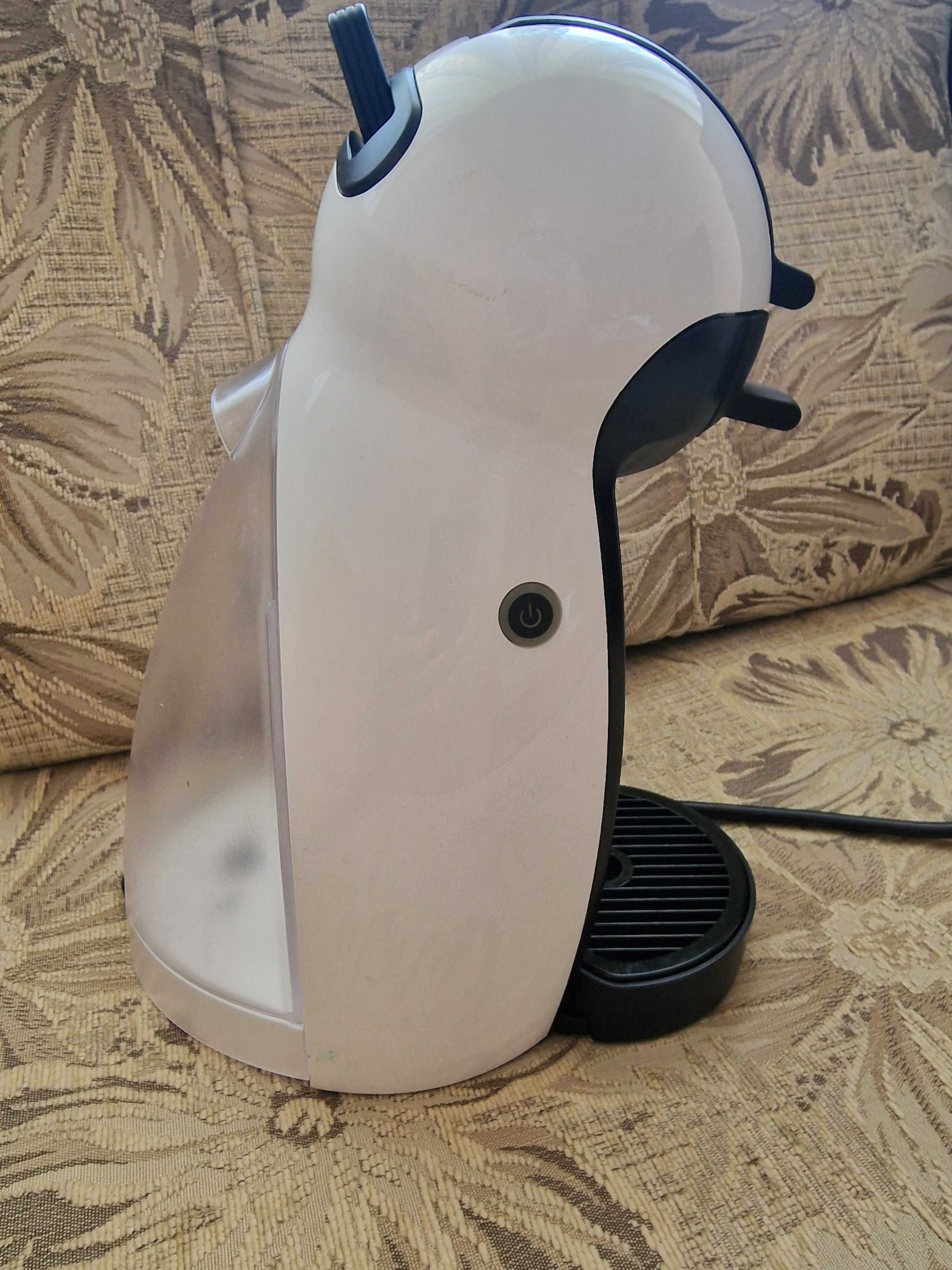 Еспресо машина NESCAFÉ Dolce Gusto Piccolo KRUPS