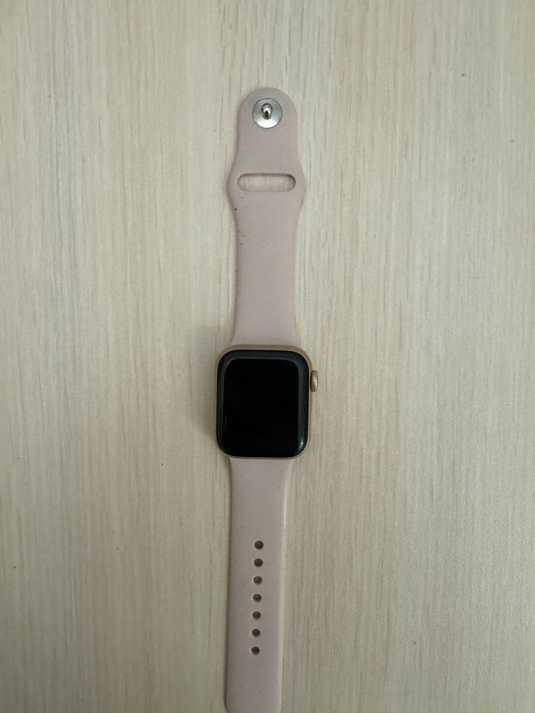 Apple Watch se смарт часы