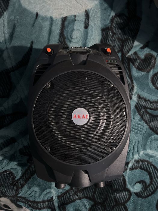 Vand boxa akai SS022A-X6